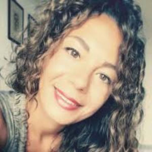 Meet your Posher, Della